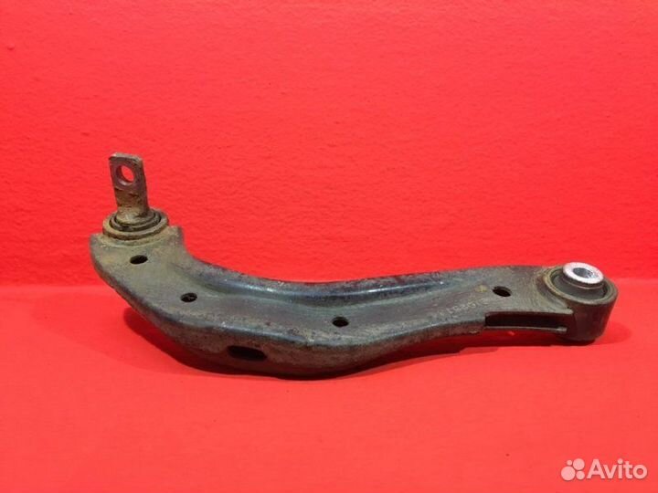 Рычаг подвески верхний задний левый Honda Civic 4D