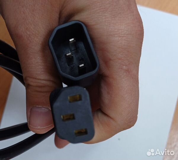 Кабель питания для компьютера