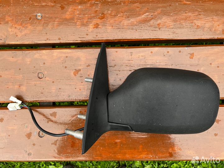 Заводские зеркала niva