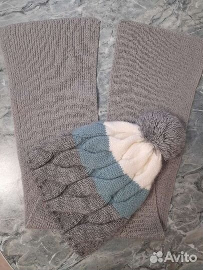 Шапочка женская вязаная с шарфом