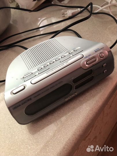 Часы будильник sony