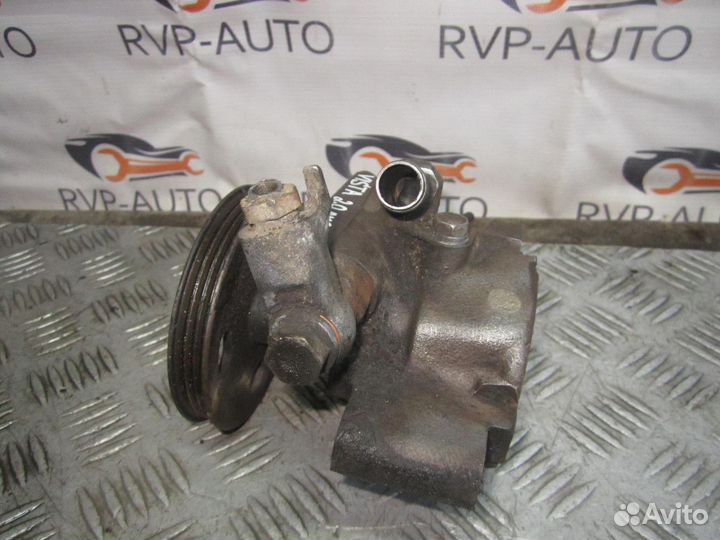 Насос гидроусилителя Toyota Vista V30 2.0 1990-94