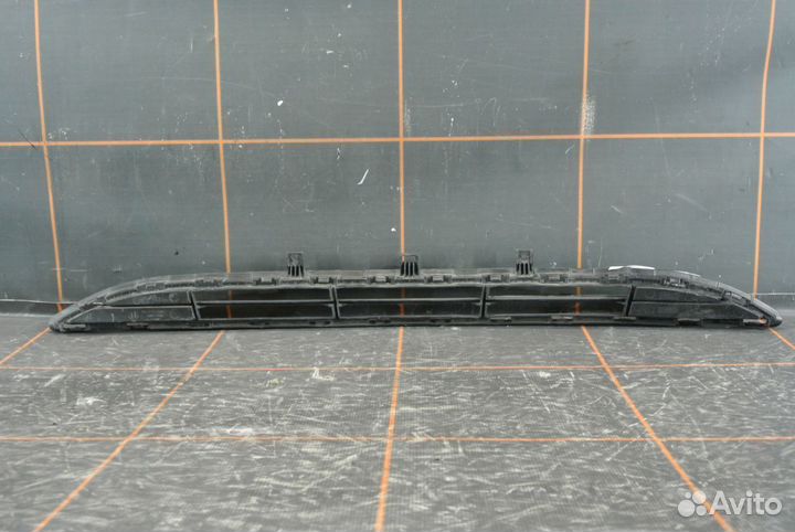 Решетка бампера переднего - Hyundai Solaris 2