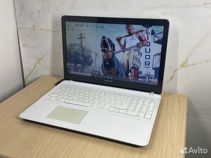 Игровой ноутбук Sony 2видеокарты