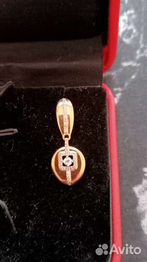 Золотые серьги