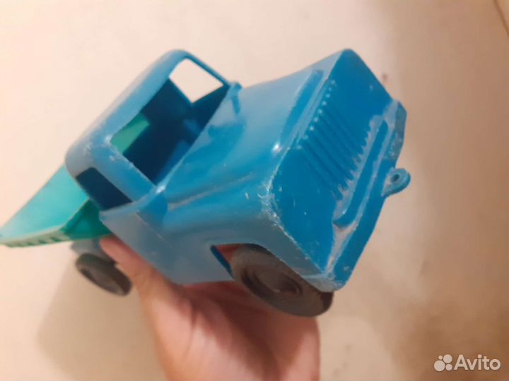 Игрушка,автомобиль газ52,ссср