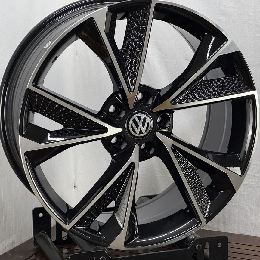 Литые диски PRD 8.5×R19 5×112