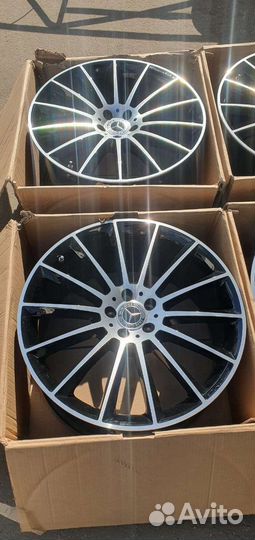 Разноширокие оригинал Mercedes GLS GLE/Coupe R21