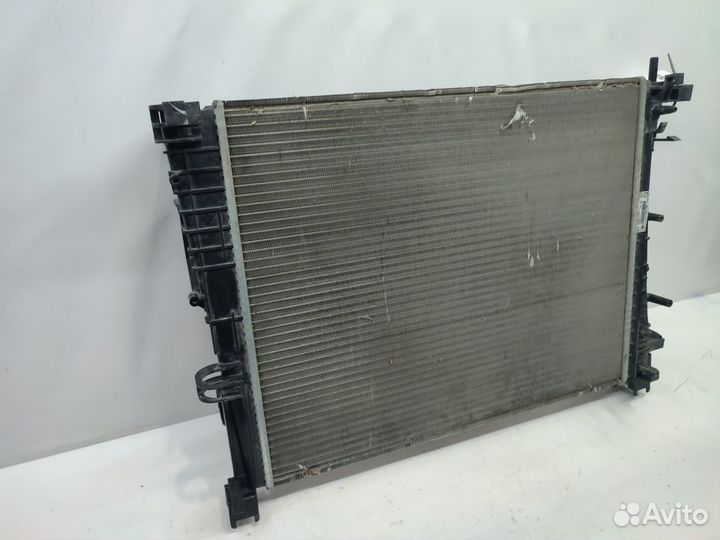 Радиатор охлаждения Renault Logan 2 2014