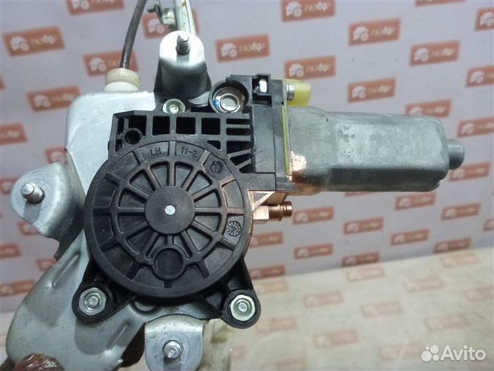 Стеклоподъемник задний левый Hyundai Sonata EF