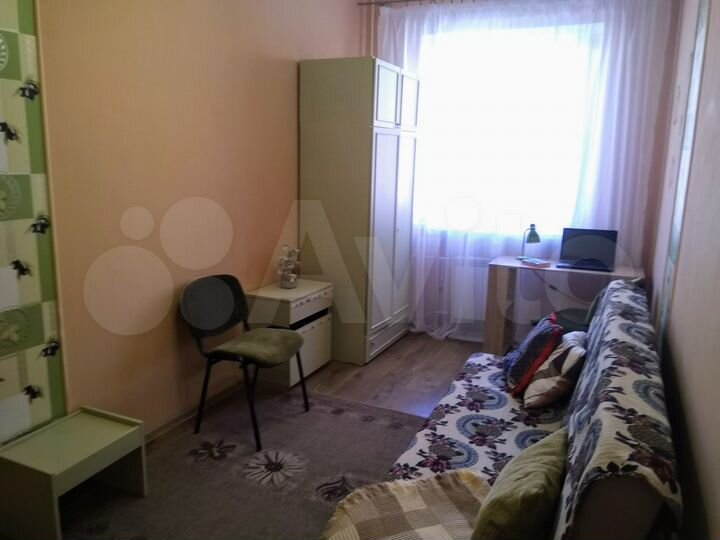 Комната 37 м² в 4-к., 2/3 эт.