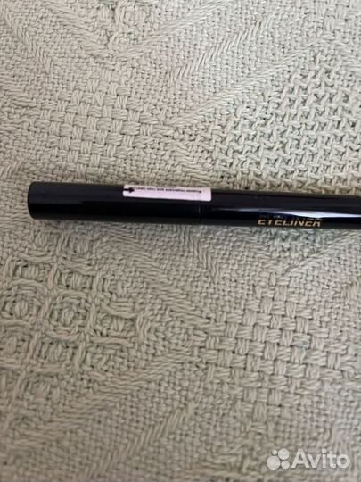 Жидкая подводка для глаз бирюзовая