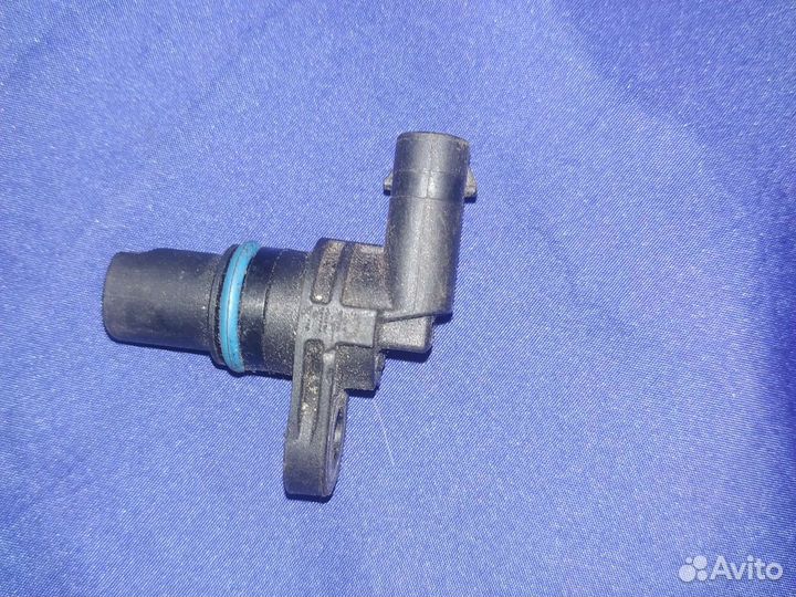 Датчик положения распредвала Audi Q5 Q7 Porsche