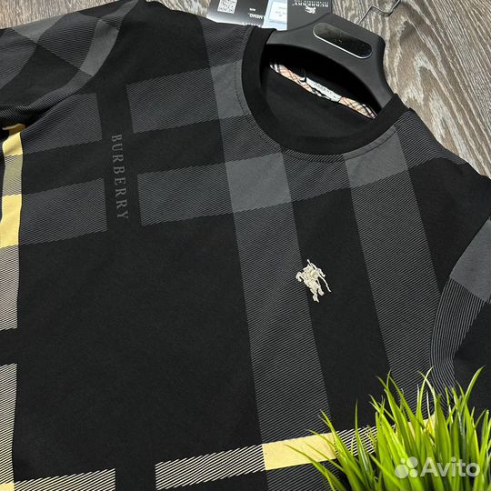 Футболка Burberry NEW белый и черный