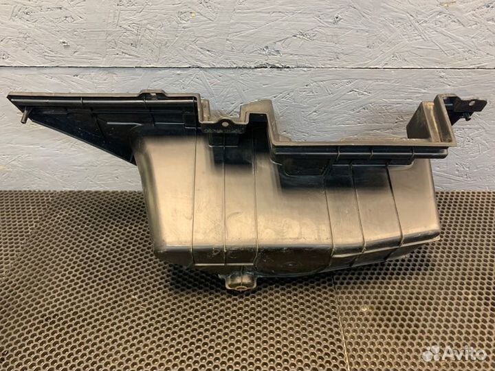 Карман багажника задний правый Lexus Rx 350