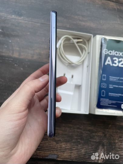 Samsung Galaxy A32, 4/64 ГБ