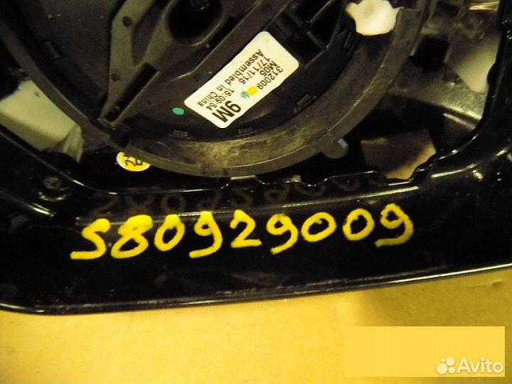 Зеркало правое Hyundai Genesis с 2014