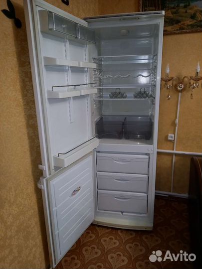 Холодильник atlant двухкамерный бу