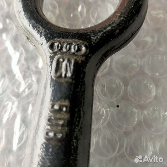 Буксировочный крюк Audi