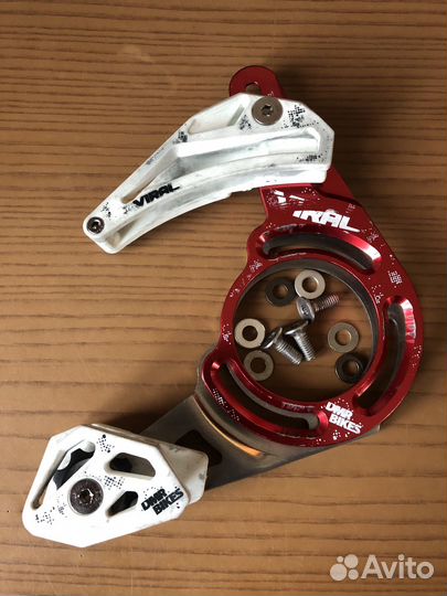 Успокоитель цепи DMR viral