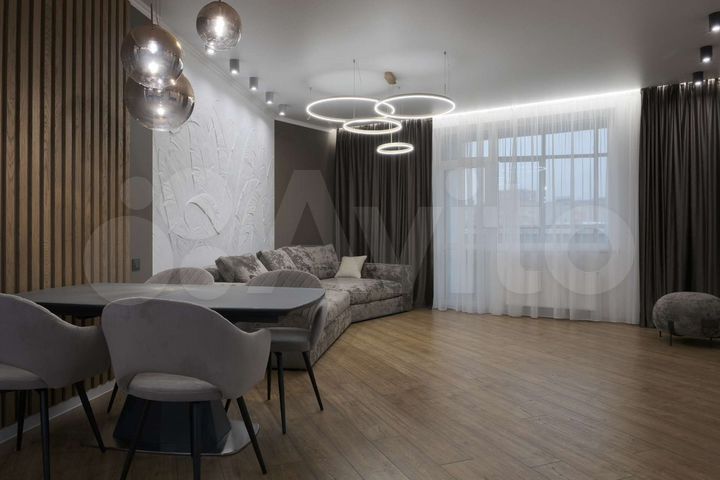 4-к. квартира, 118 м², 3/18 эт.