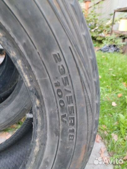 Kumho Road Venture AT 235/55 R18