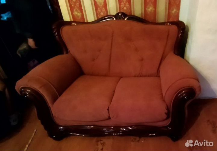 Продам новые чехлы на диван