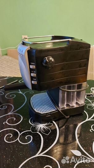 Кофеварка рожковая Vitek vt-1507bk