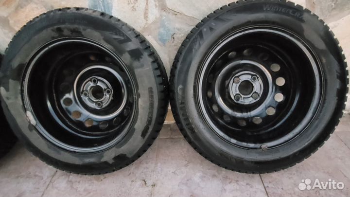 Колеса зимние в сборе r15 4шт