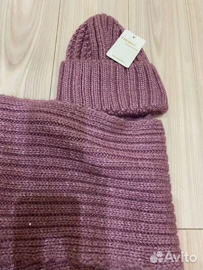 Комплект шапка и шарф женские