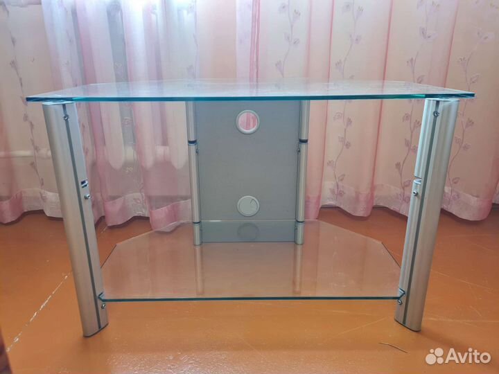 Тумба под телевизор