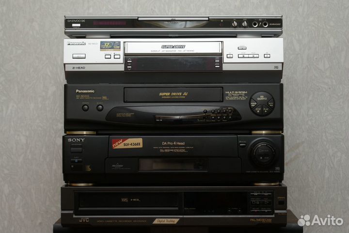 Видеомагнитофоны и DVD исправные и под ремонт