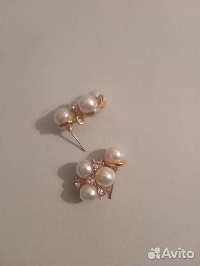 Бусы с искусственным жемчугом, серьги в подарок