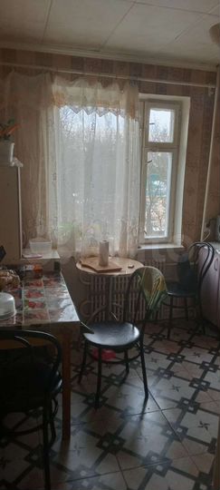 4-к. квартира, 70 м², 4/9 эт.