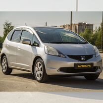 Honda Fit 1.3 CVT, 2009, 137 000 км, с пробегом, цена 715 000 руб.