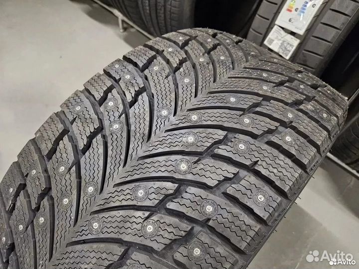 Gripmax SureGrip Pro Ice 275/35 R21