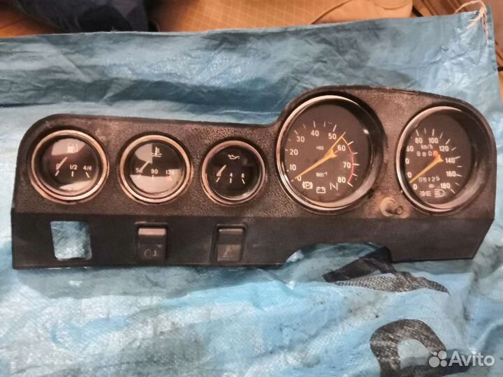 Приборная панель ваз 2106