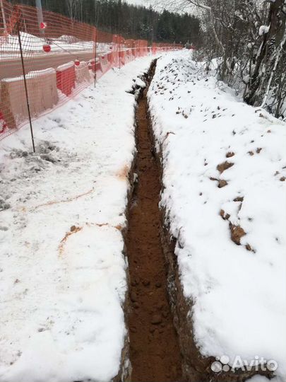 Бригада землекопов-электромонтажников