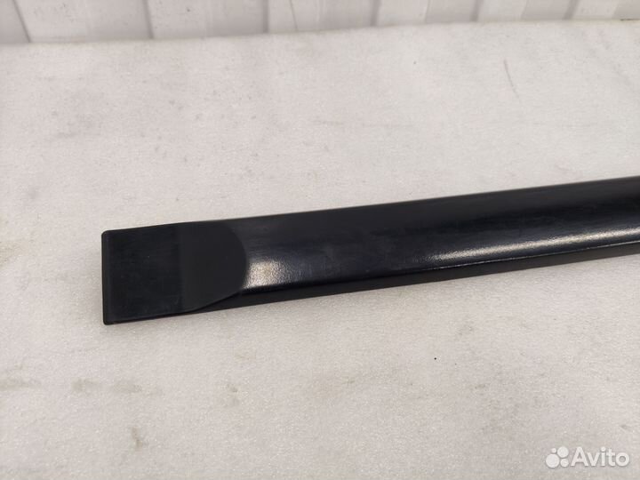 Задний левый молдинг двери Nissan X-Trail T30