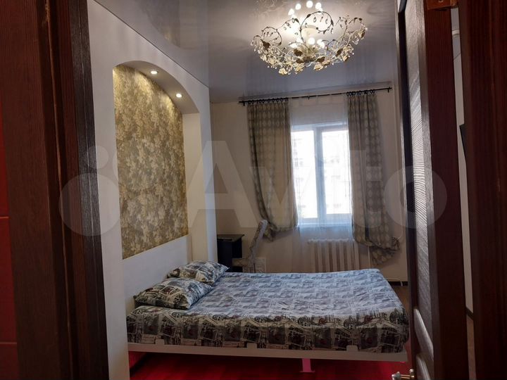 2-к. квартира, 54 м², 1/17 эт.