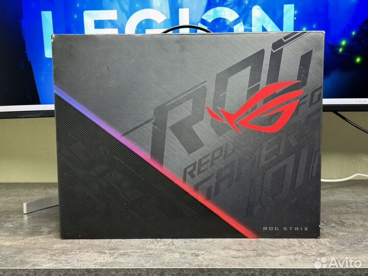 Asus Rog Strix 15 i7 9750H / GTX 1660Ti / 16Gb / 5