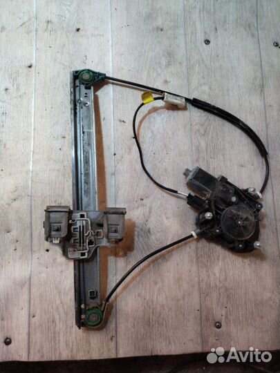 Стеклоподъемный механизм передний правый Лада