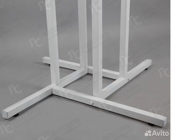 Стойка (вешало) для одежды регулируемое