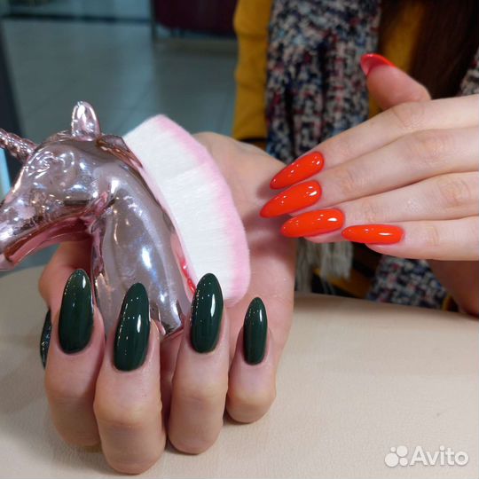 Модель на маникюр с покрытием