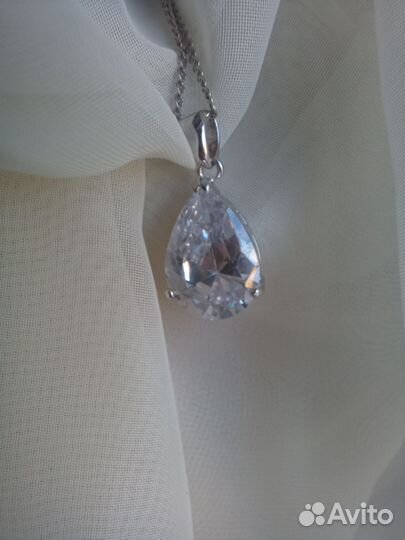 Подвеска Капелька