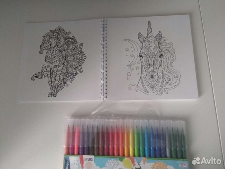 Раскраска антистресс + 24 фломастера