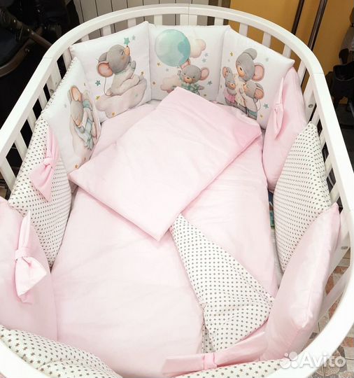 Комплект в кроватку 18 предметов новый