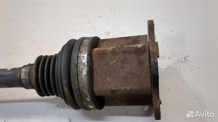 Полуось левая передняя Volkswagen Jetta 5