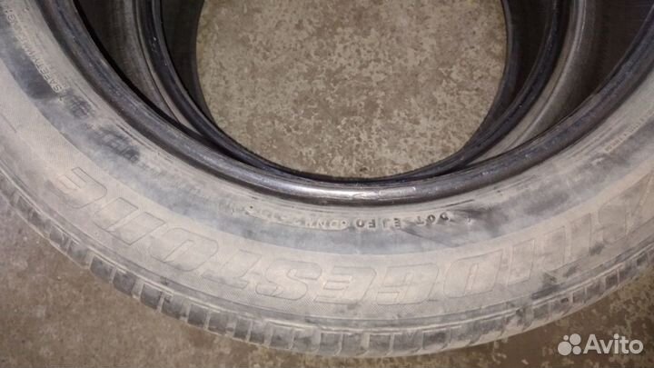 Bridgestone Dueler A/T 235/55 R19