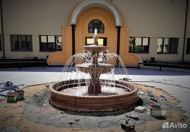 Фонтан из гранита 